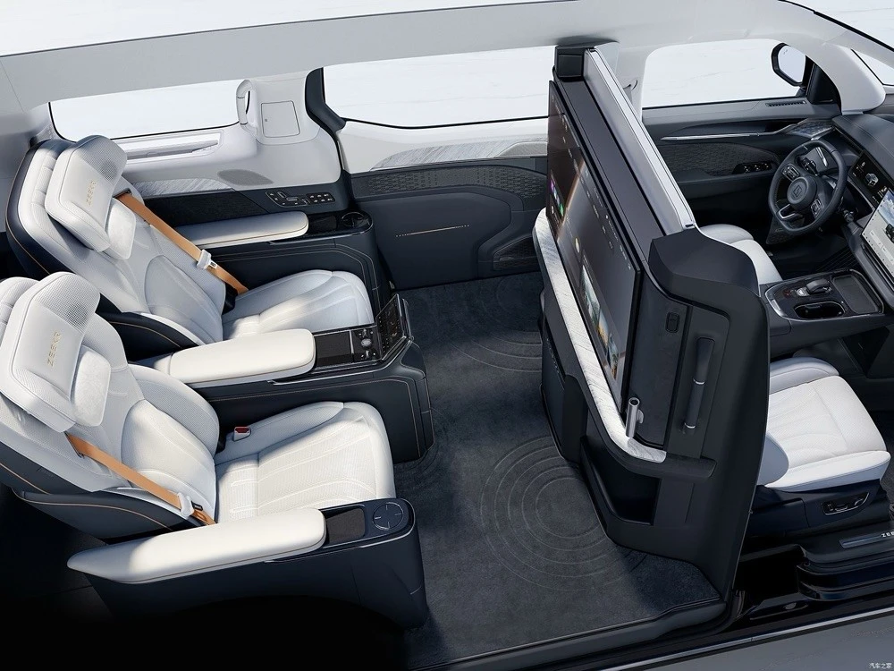 Zeekr 009 interior luxury
